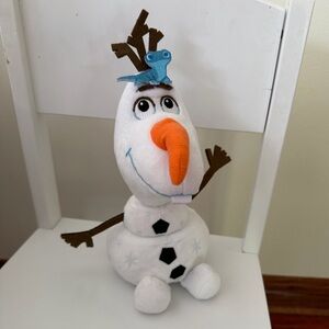 Small Frozen Olaf Plush NWOT